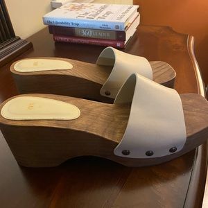 Brand new Zara Wooden clogs
